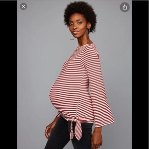 A PEA IN THE POD NWT - Long Sleeve Maternity Shirt